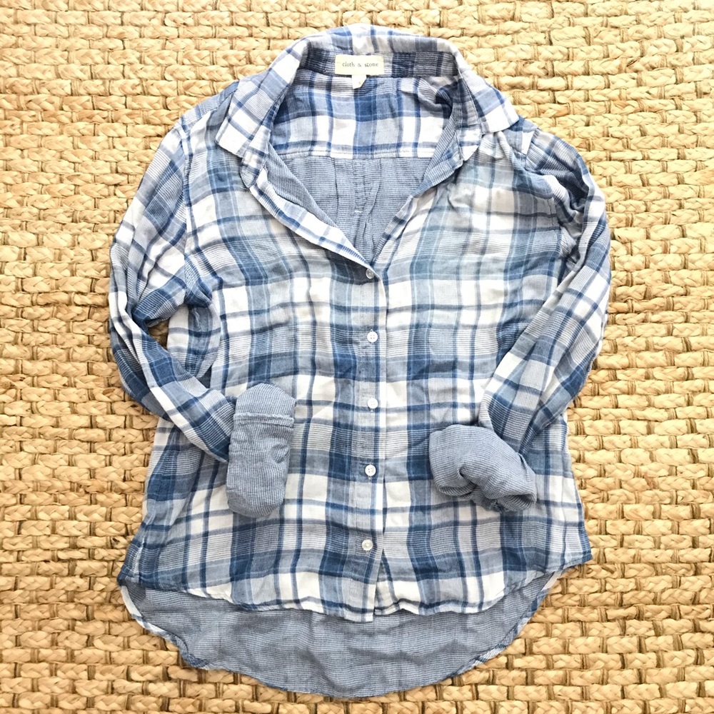 Cloth & Stone Blue Plaid Button Down Shirt